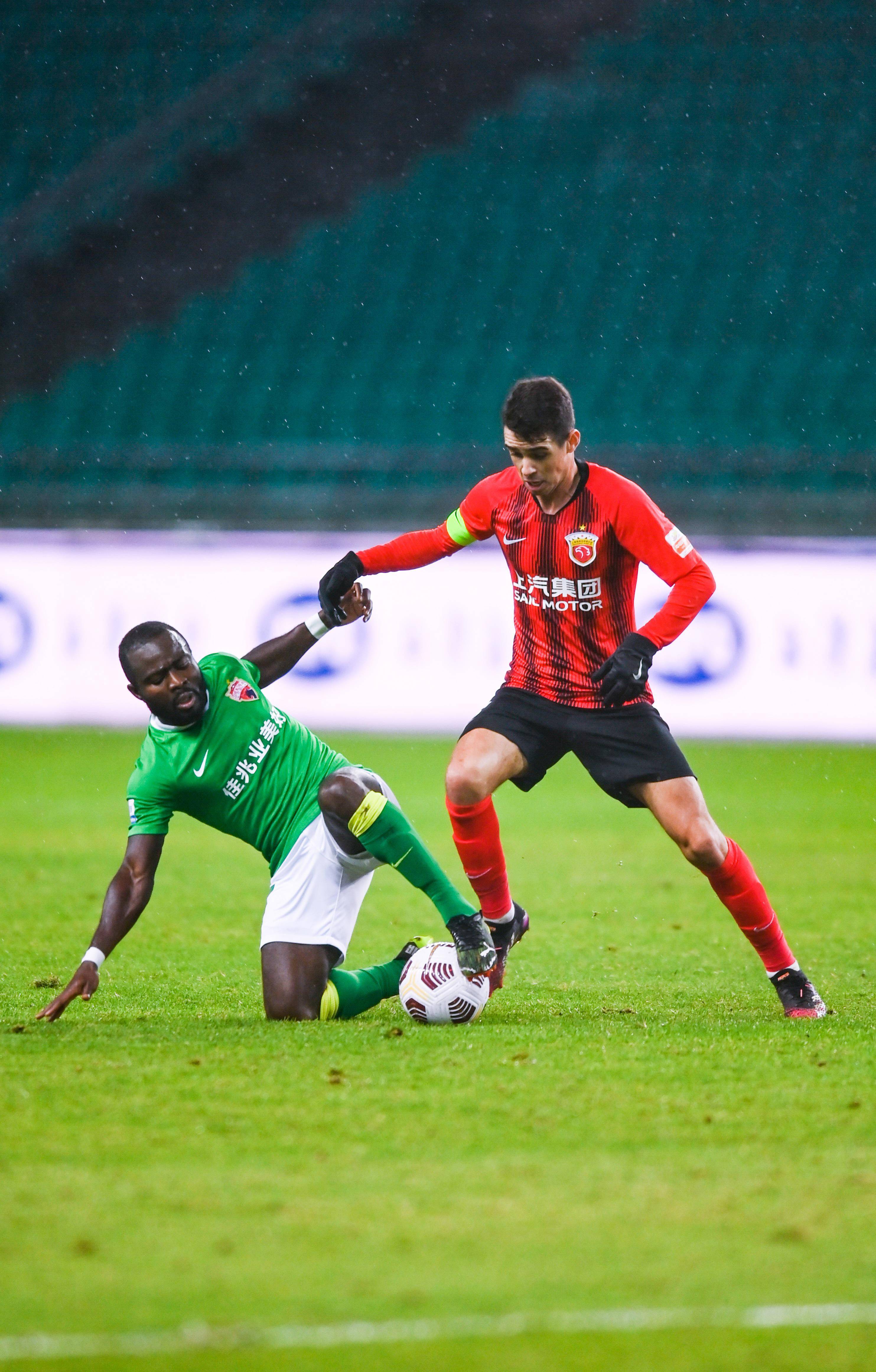 他进攻球员 他进攻球员