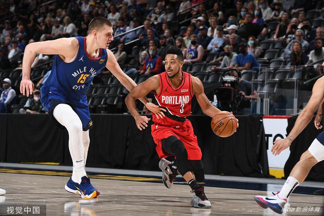 身定制的策 身定制的策