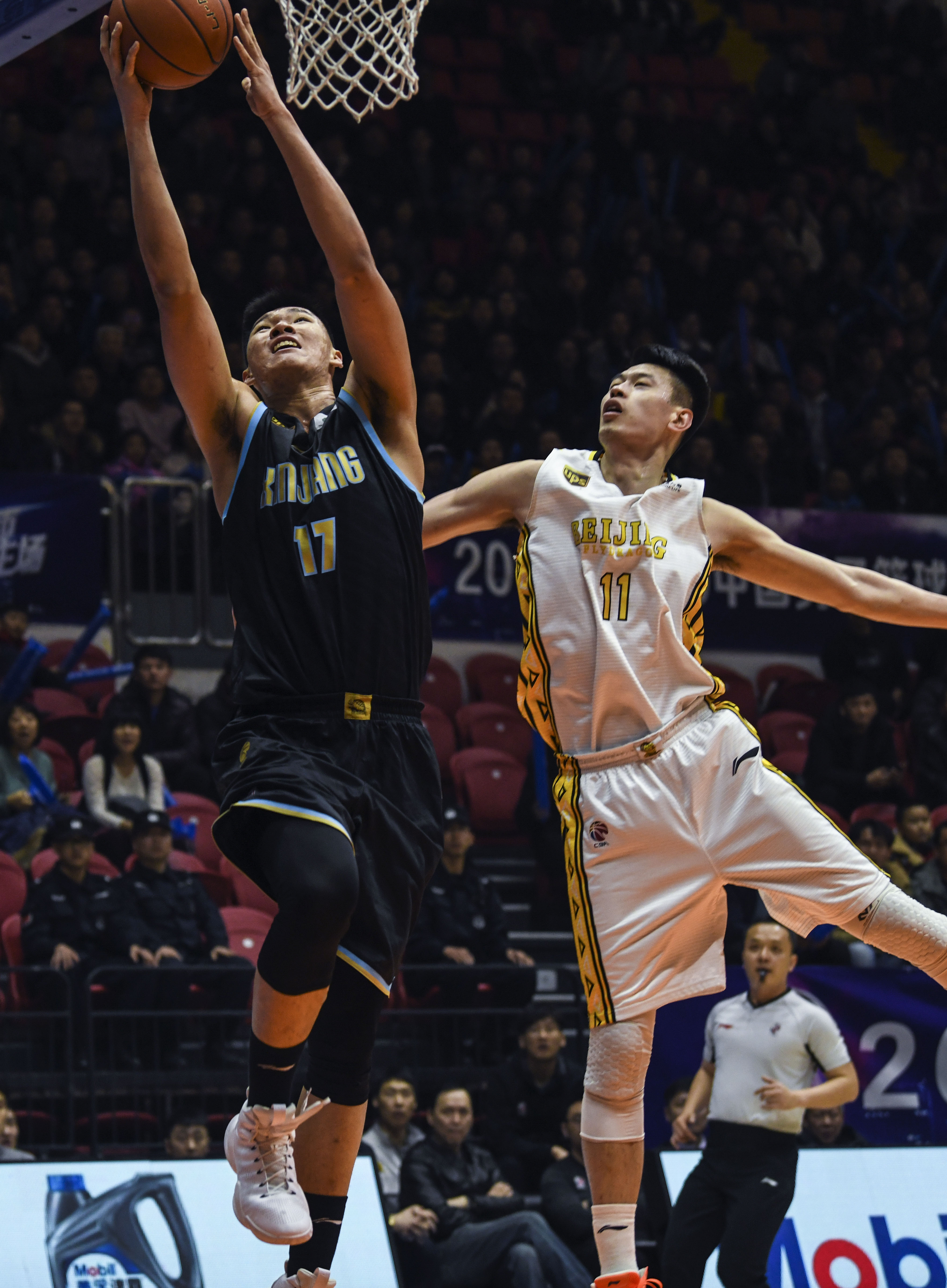 回拉补位时 回拉补位时